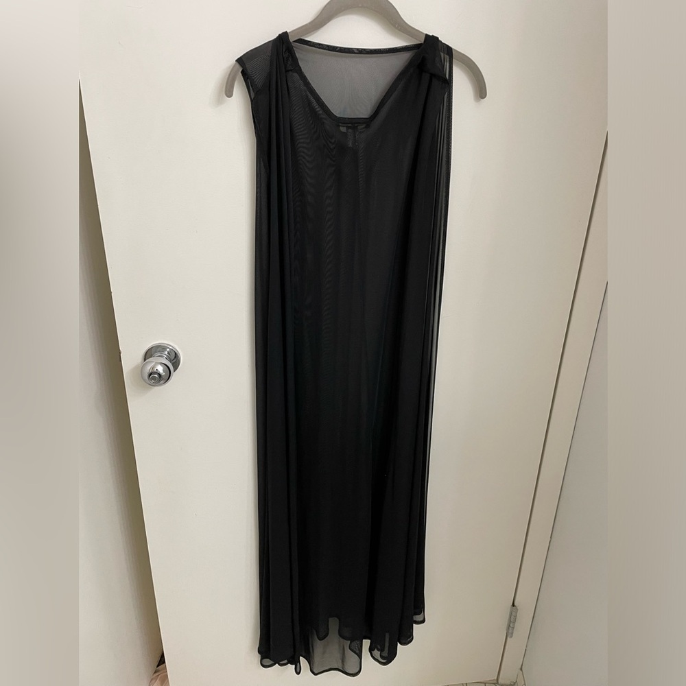 Long Sleeveless mesh poncho - Picture 5 of 6